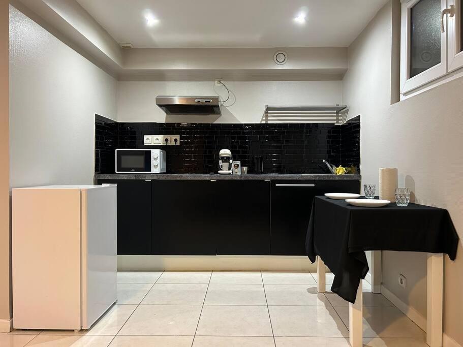 Cosy Studio - 10 Min Away From Cdg Aeroport - 30 Min Away From Paris - Parc Asterix - Olympic Games 2024 Le Thillay Esterno foto